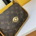Louis Vuitton M40725/091 4